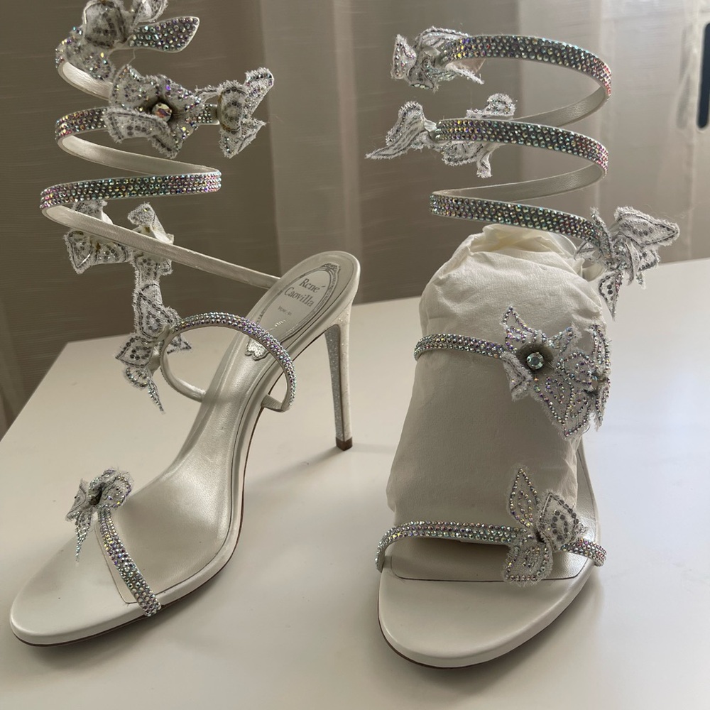 Rene Caovilla Floraine white lace Butterfly Heels - Picture 3 of 7